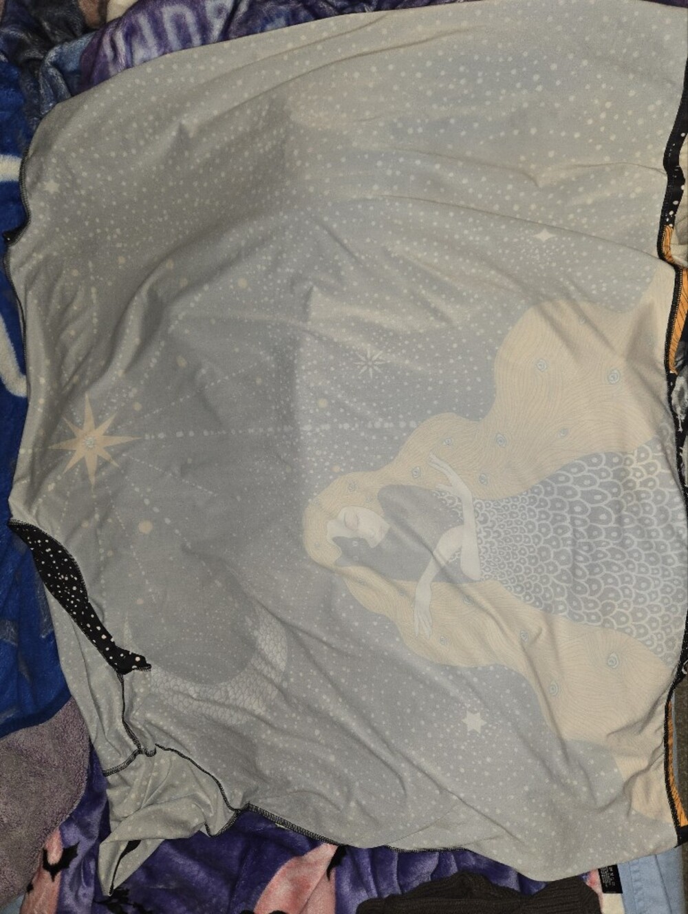 BM Bathing In Starlight Super Drape - Picture 4 of 7